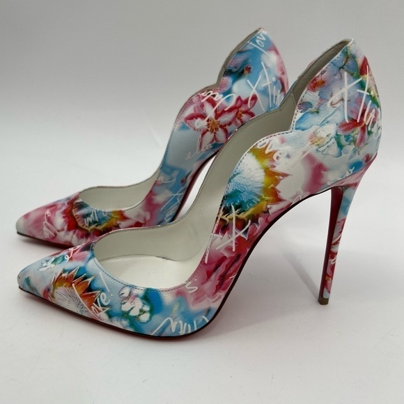 Christian Louboutin Hottie Walkie Walk A Mile In My Shoes Hot Chick Pump size 38 - Picture 6 of 16